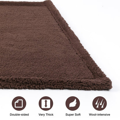 Plush Pet Blanket - Soft Dog & Cat Mat in 5 Sizes