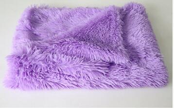 Soft Plush Pet Blanket - Warm Throw for Dogs & Cats