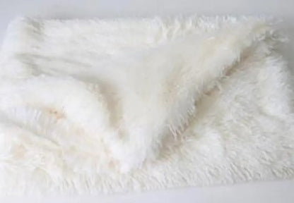 Cozy Pet Blanket - Soft Dog & Cat Throw for Warmth